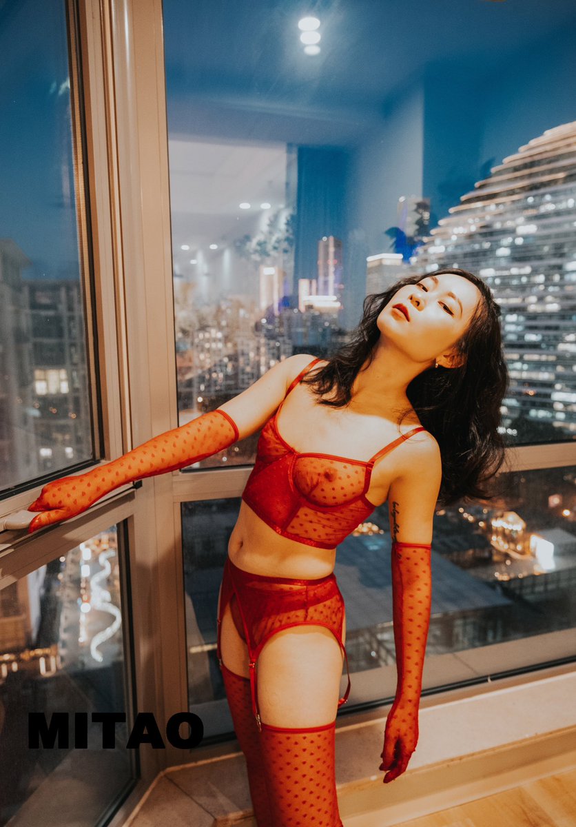 可模可摄
北上广深杭，附近城市都可约拍请私信。
艺术摄影作品无不良引导，不卖图，无低俗意图。
投稿 @wqganenshi_ @cuteeeee11 @jiumc86 @XXman61101766 @euteeeee 
#私房模特 #SM  #人体 #广州约拍 #深圳约拍 #北京约拍 #上海约拍 #黑丝 #翘臀 #珠海约拍  #杭州约拍 #丝袜 #模特 #吊带丝袜 #私房 https://t.co/x6Kjga7R15