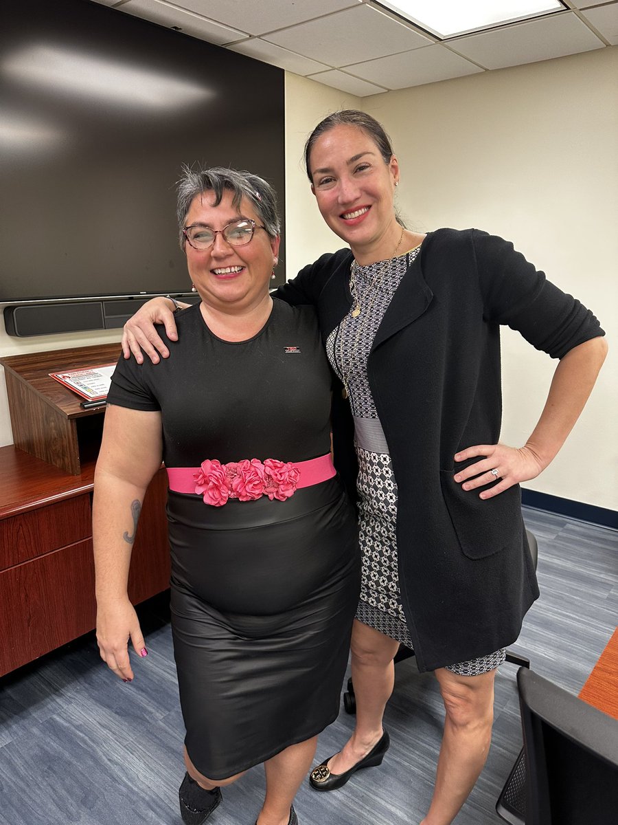 📢 Introducing ✨ Dr. Spiker ✨ (<a href="/SilverApple928/">Randi Spiker, Ph.D. 🌹</a>) with major professor <a href="/DrAsiaEaton/">Dr. Asia A. Eaton</a> <a href="/FIUCASE/">FIU College of Arts, Sciences & Education</a> <a href="/fiupsych/">FIU Department of Psychology</a>