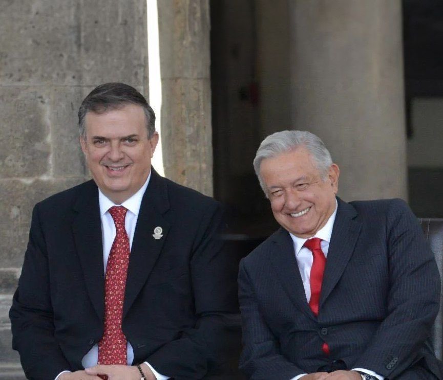 m_ebrard's tweet photo. Feliz cumpleaños !! https://t.co/sPAvOFQJMH