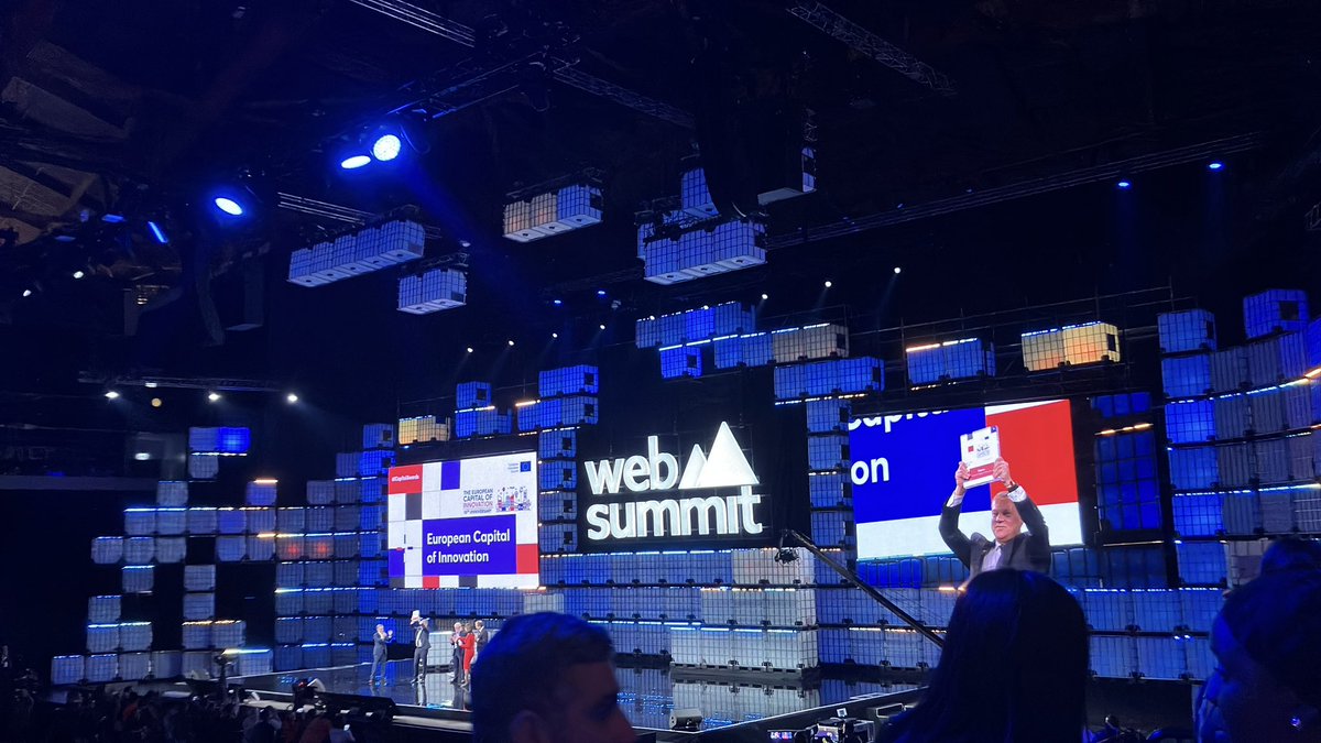 Finland in Portugal tweet media