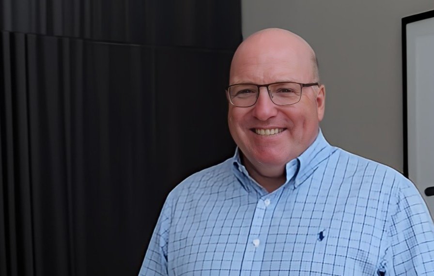 🚀 Unlocking Leadership Insights with Bob Keiller 🚀

A powerful interview with <a href="/Bob_Keiller/">Robert Keiller</a> renowned business leader, dive deep into what it truly means to lead with purpose

Read the full interview gallantceo.com/blog/bob-keill…

#Leadership #Legacy #BusinessInsights #Entrepreneurship