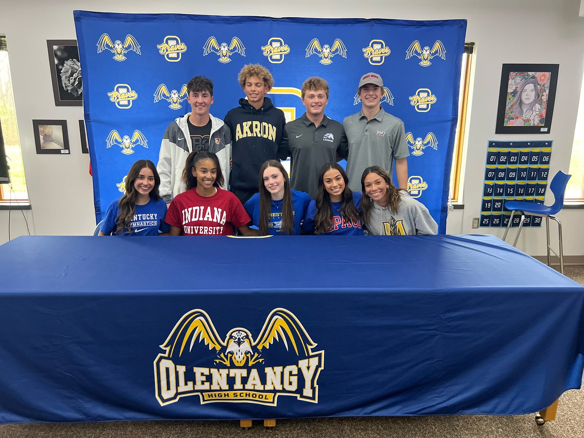 Congratulations to these student-athletes for furthering their academic and athletic careers! 

#GoBraves