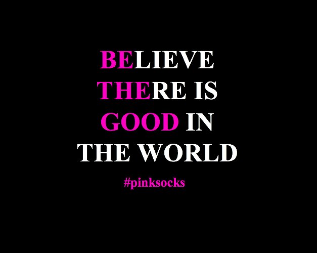 nickisnpdx's tweet image. every day. 👊💖 #WorldKindnessDay 🌍💖😊 #pinksocks ✨