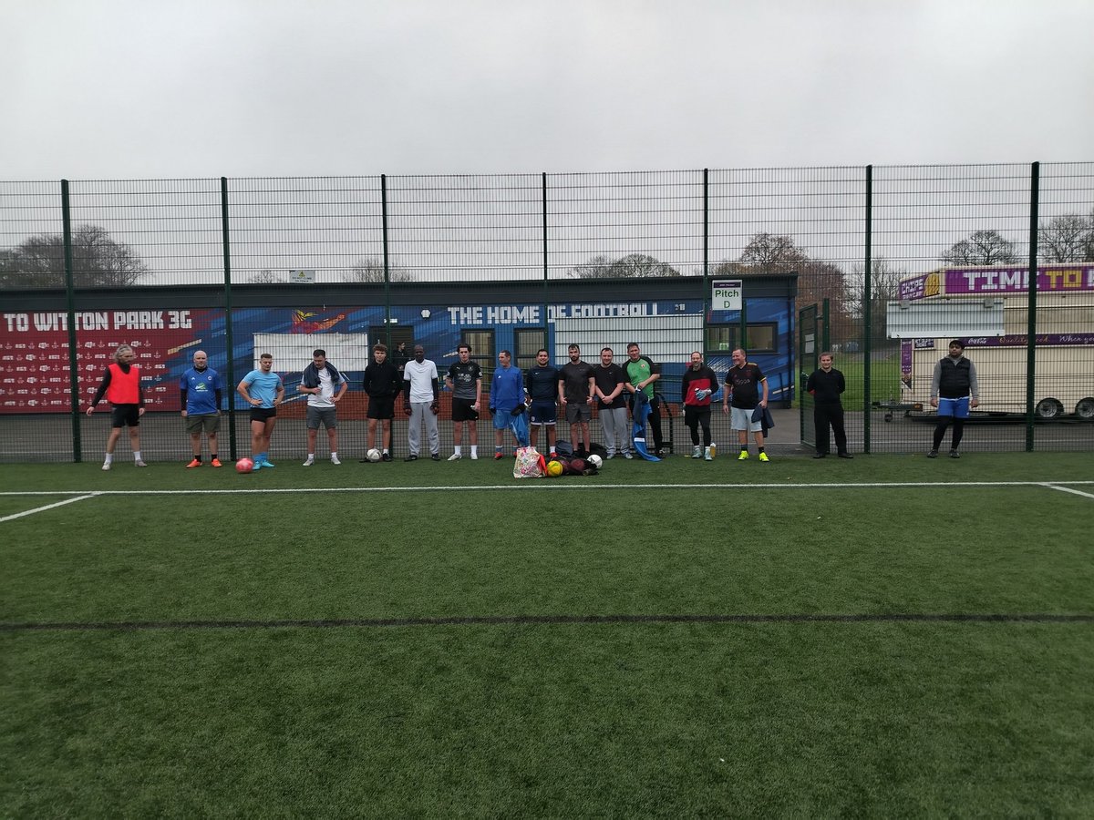 PennineFootball's tweet photo. What a great day. #footballtherapy Wednesday. Sponsored by @LancashireFA with food from our partners @PrioryGroup temple view. #peersupport✅ #food✅ laughter✅ And a lovely text message✅ so much more than #football @refreshbwd @Sport_England @ChrisKirkland43 ⚽️❤️ https://t.co/glMppxOPYU