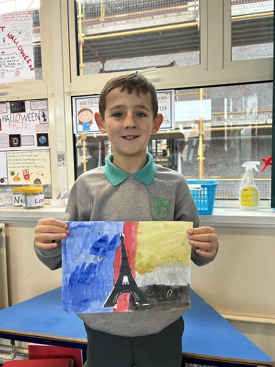 Miss Sutherland 🌟 tweet media