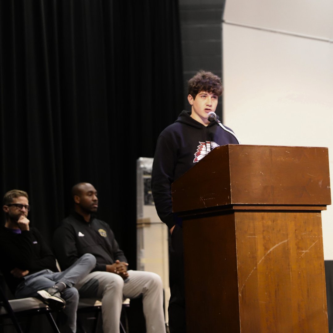 BGISD's tweet image. Signing Day! Three BGHS student athletes signed Letters of Intent to continue their athletic careers in college:
Kathryn Harris: WKU, Cross Country
Drew Isenberg: Rend Lake College, Baseball
Katy Smiley: Campbellsville University, Women's Basketball

Congratulations and GO…