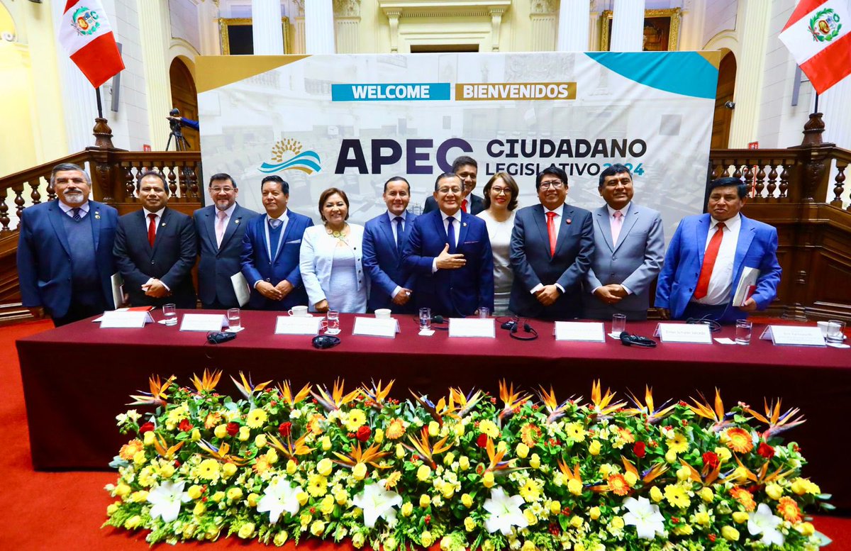 Richard Acuña Núñez 🏠 tweet media