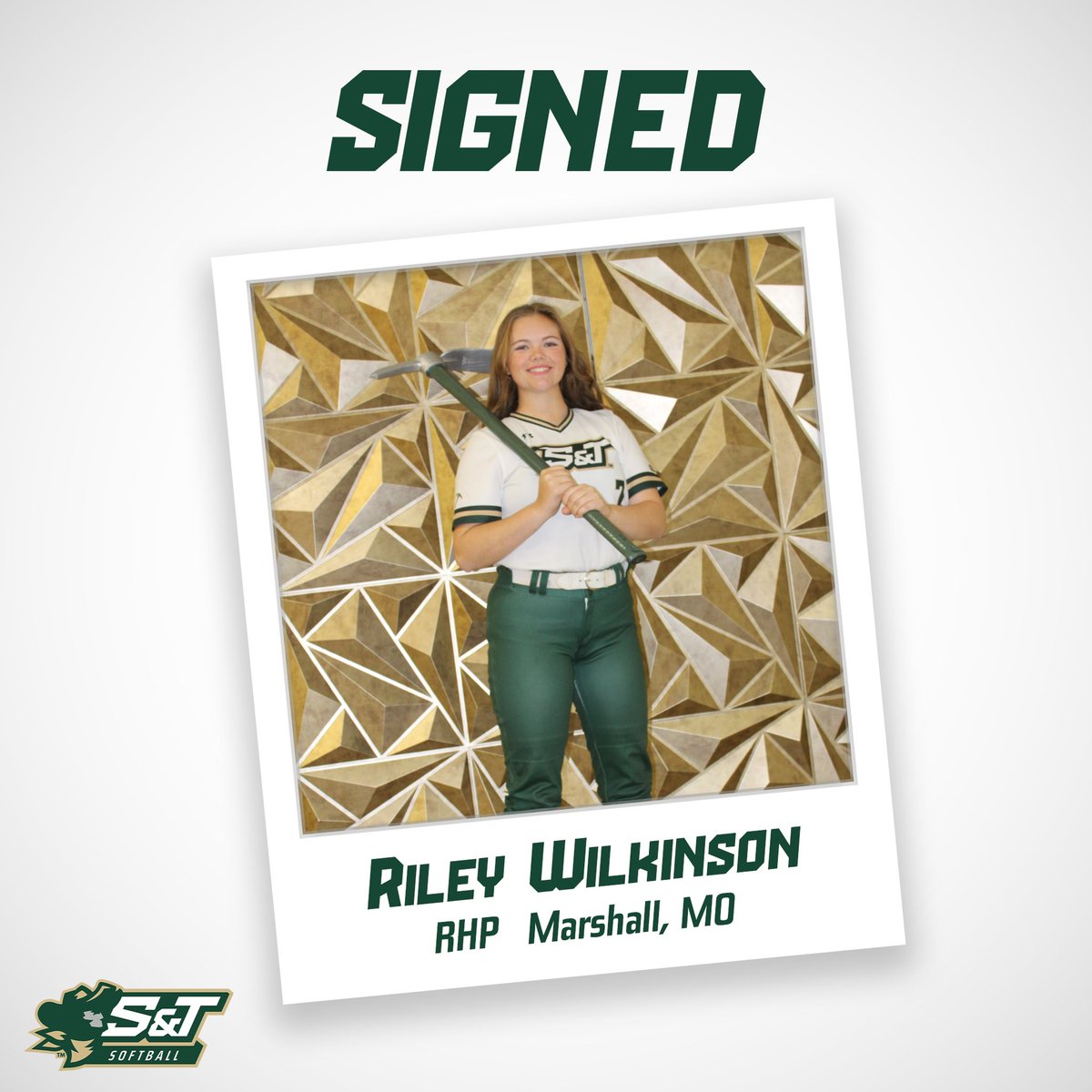 Welcome to the Mine, Riley!✍️
#minerpride