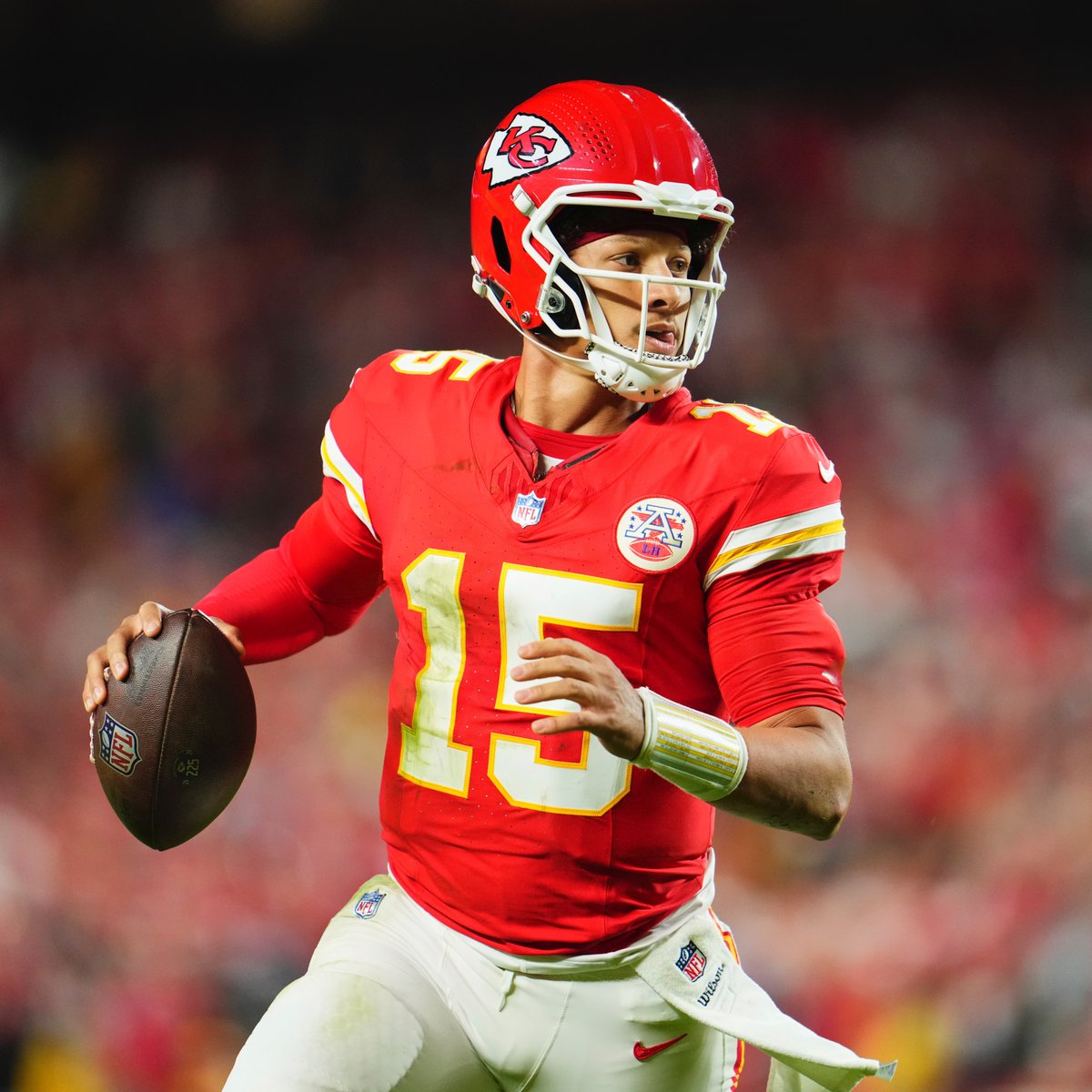 NFLonCBS's tweet image. Since 2020

                  Patrick Mahomes    Josh Allen
Wins                       59*                      56^
Total TD               164^                    195*
Total Yards      22,831*                22,564^

*most in NFL over this span
^2nd most in NFL over this span