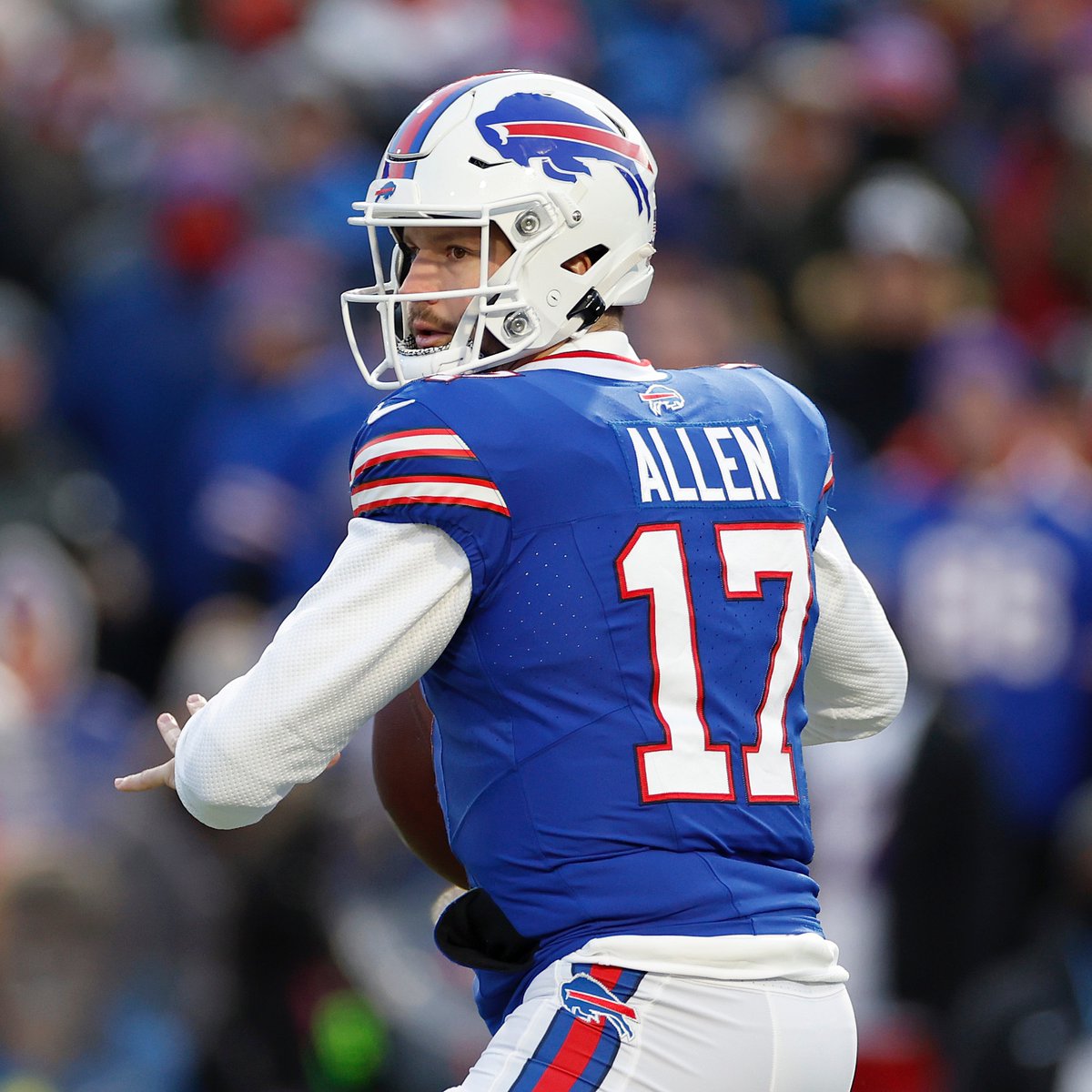 NFLonCBS's tweet image. Since 2020

                  Patrick Mahomes    Josh Allen
Wins                       59*                      56^
Total TD               164^                    195*
Total Yards      22,831*                22,564^

*most in NFL over this span
^2nd most in NFL over this span