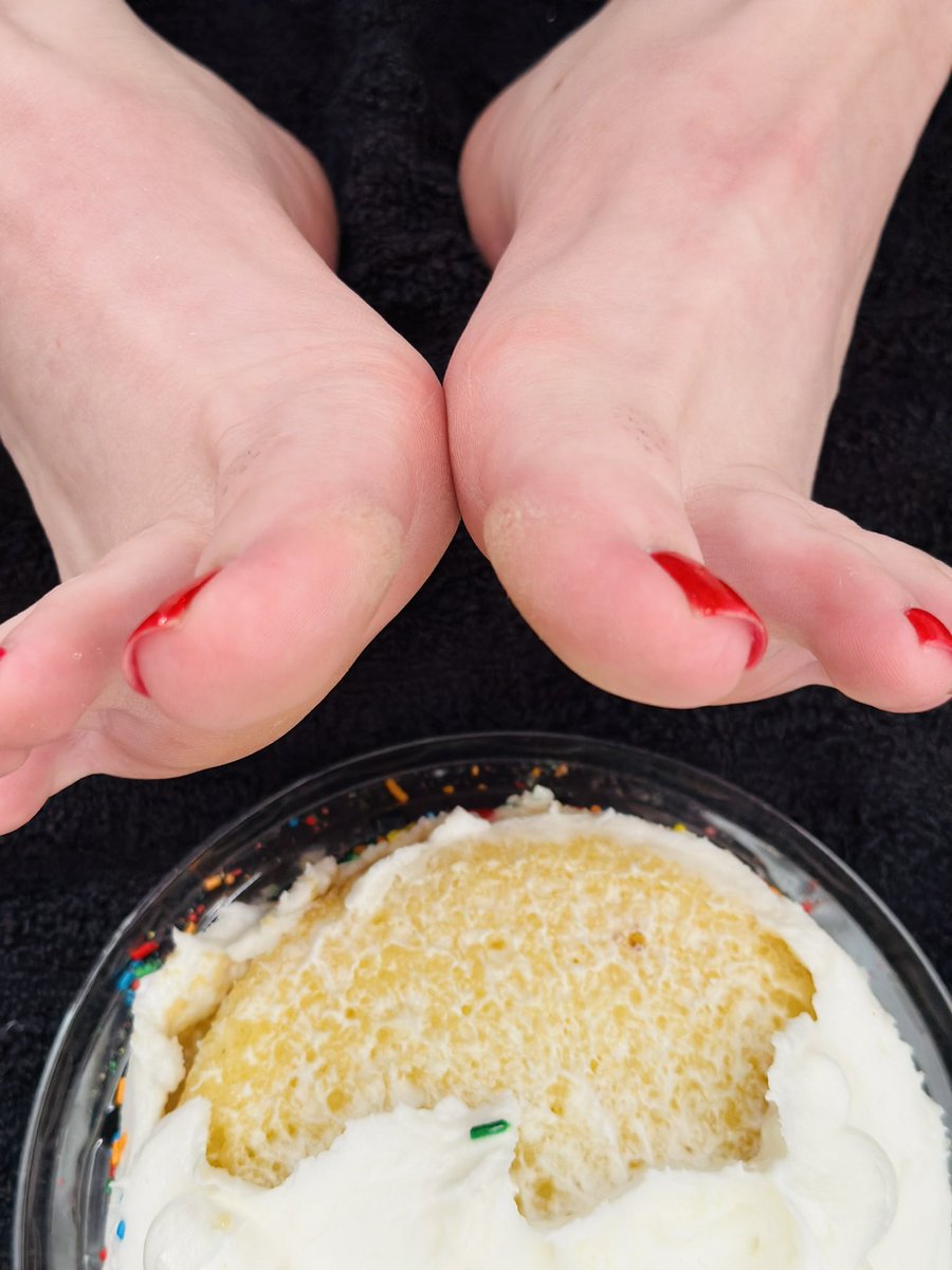 Filming something sweet and delicious 🤤 video will be up soon 💛

Foot fetish cake smashing kink red toes