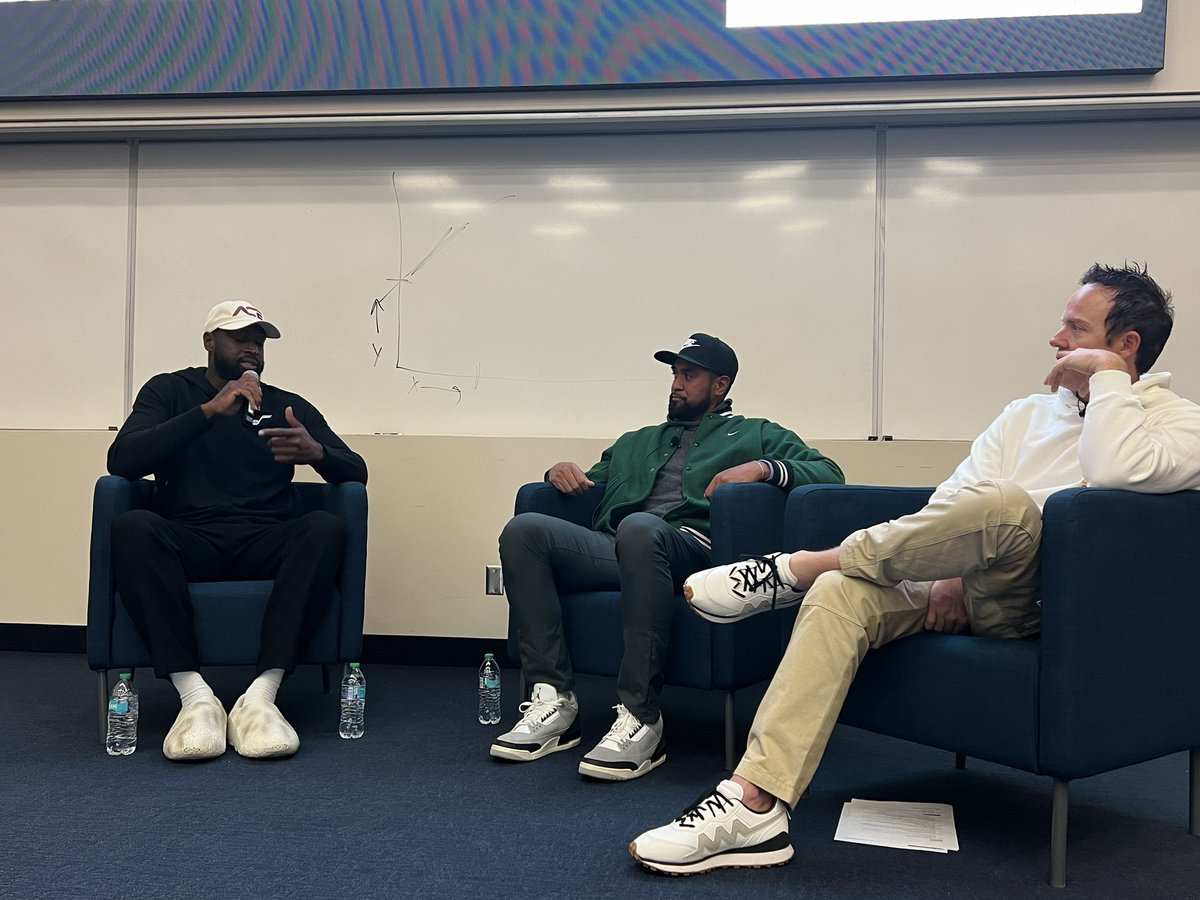 RyanQualtrics's tweet photo. Been teaching @BYUMarriott business school for 4 years now. Today’s class was epic. Grateful to have had two of the best human beings I know come share life lessons about overcoming obstacles, developing mental fitness &amp; working every day to be great. @DwyaneWade @tonyfinaugolf https://t.co/yQB9i0Rzeg