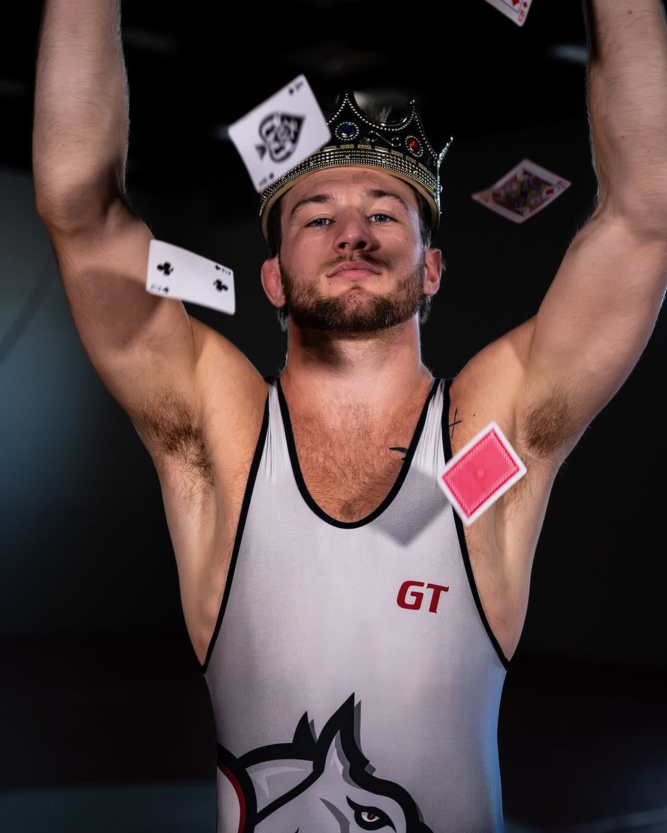 NCAAWrestling's tweet photo. A bit of media day action for you 🃏

#NCAAWrestling x 📸 @RiderWrestling https://t.co/Yeac6nADoH
