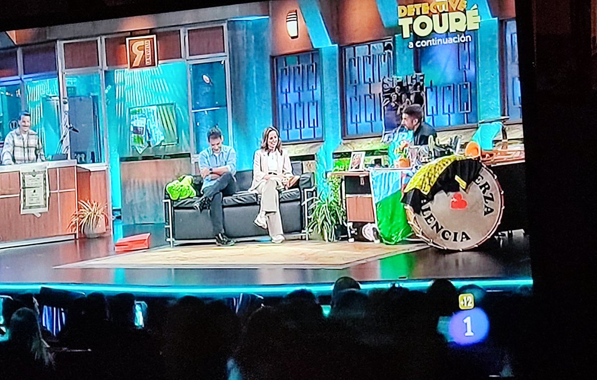 subetealpaisaje's tweet photo. Ciencia y saber en la televisión en prime time. Gracias a #LaRevuelta #TVE
#Brocano https://t.co/UkZH5CVRBF
