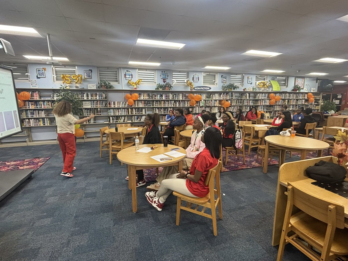 Today <a href="/BTW_SHS/">The Historic Booker T. Washington Sr. High School</a> and the young ladies of <a href="/womenoftomorrow/">Women of Tomorrow Mentor & Scholarship Program</a> btw chapter had the honor to host “Conversations with Commissioner Christine King”. We are delighted that Commissioner King became a Tornado for the day and spoke words of encouragement from her heart! #going4thegold
