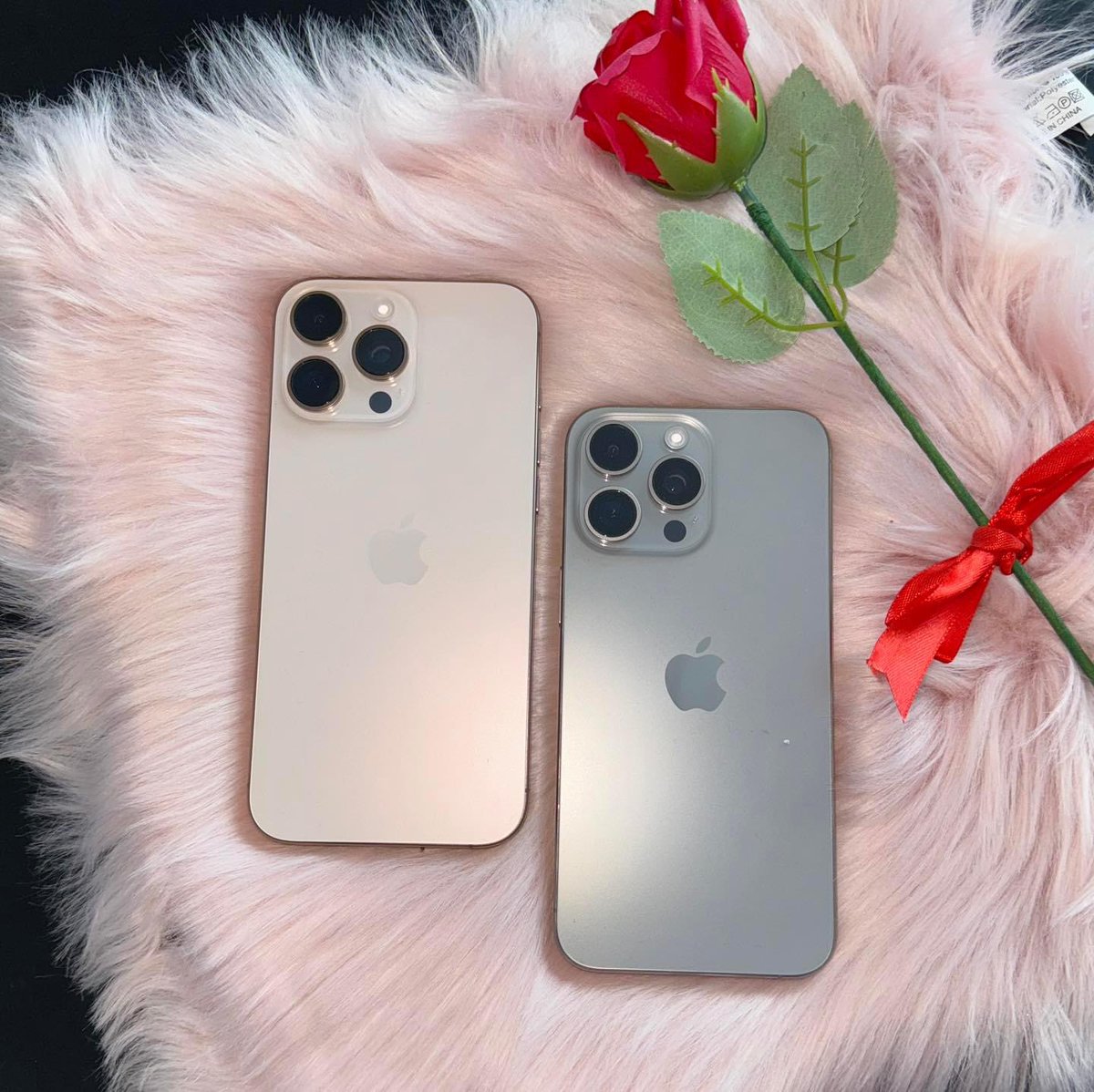 unclemint01's tweet photo. There are two essentials , if attending #nyegenyege you have to be with 😹😹😹
For the phones I’m the plug🛍️..  for nyash check in the comment section 😹😹 https://t.co/kBw7ivQfib