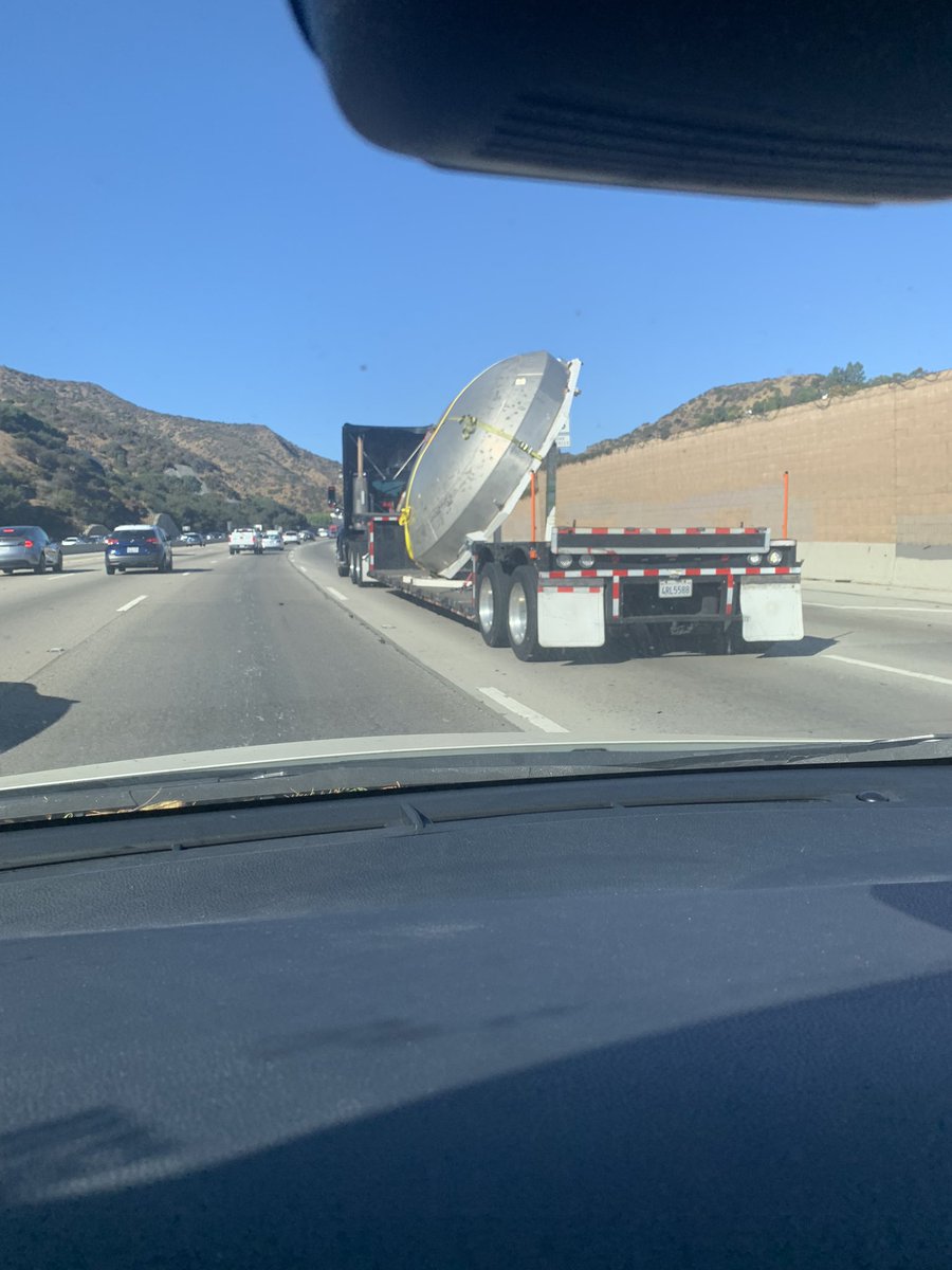 SullivanCurran's tweet photo. even ET’s having a tough week https://t.co/EMAxlEENvE