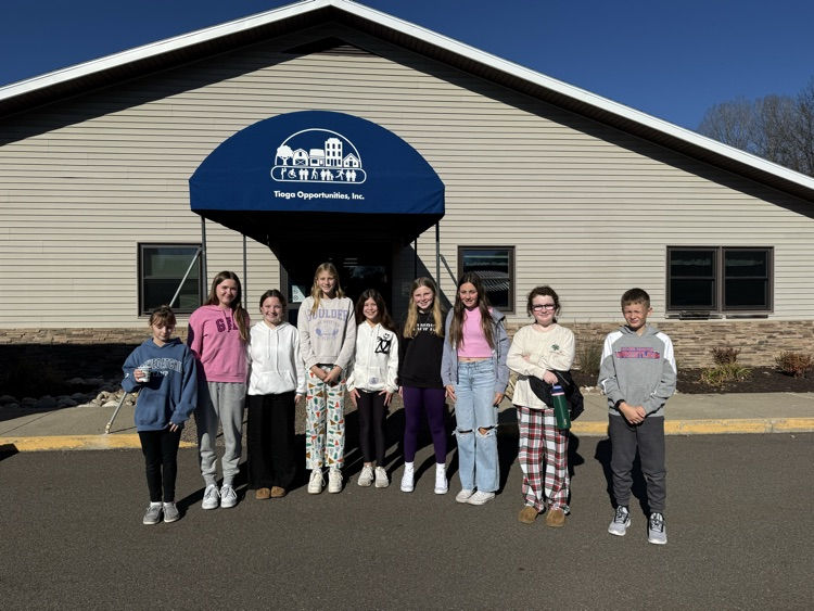 OAUpdate's tweet photo. Today is World Kindness Day and OAMS Student Council visited Tioga Opportunities to personally deliver kindness cards! https://t.co/fGVbX2KTT7