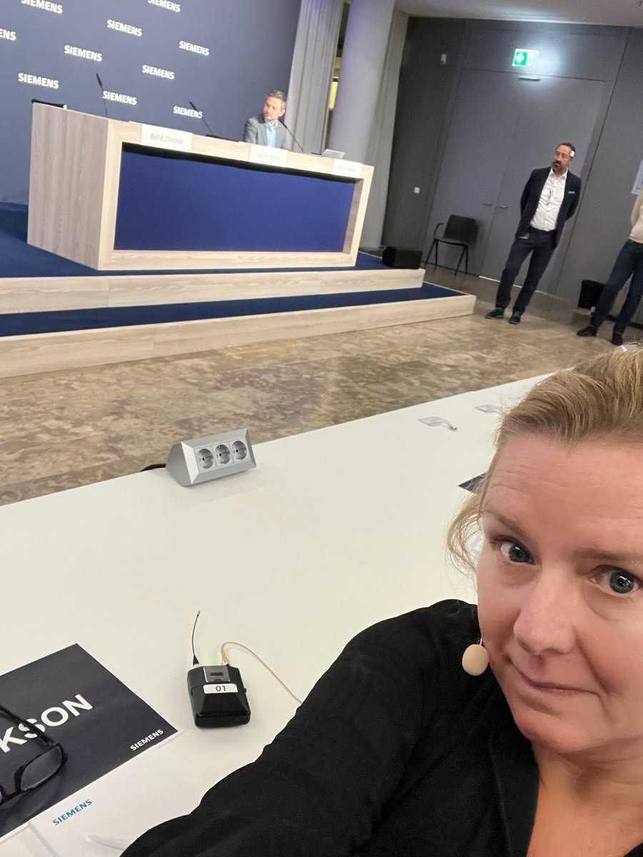 So #BehindtheScenes - we are ready for the early start for full year results - <a href="/SiKrause/">Simon Krause</a>