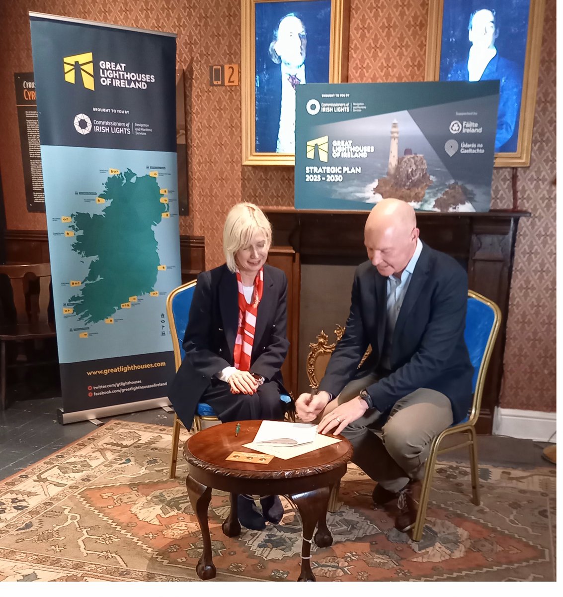 At our gathering, we were delighted to sign an MOU with
<a href="/UdarasnaG/">Údarás na Gaeltachta</a>
. We look forward to continuing the work we have started with them, &amp; working on their new tourism ventures on Cape Clear &amp; Inis Mór #GLHGathering24 #CoastalKeepers
<a href="/OMalleyChloe/">Chloe O'Malley - Chloe Ní Mháille</a>
<a href="/TomasOSiochain/">Tomás Ó Síocháin</a>