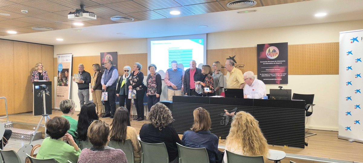 Orgullosos de ser parte de la familia de <a href="/amuvim/">amuvim</a>  junto a sus increíbles voluntarios, colaborando desde Fundación Integra para mejorar la capacitación digital de las personas mayores en la Región de Murcia 👏✨

En este camino hacia una sociedad más inclusiva, el compromiso de