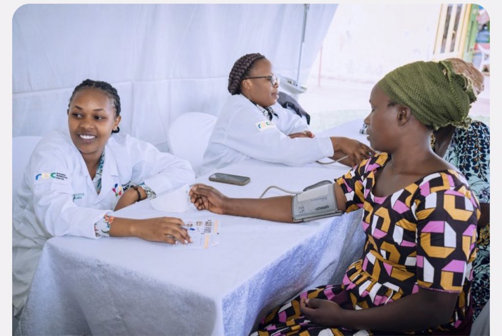 Be Kind 😎✊ tweet media