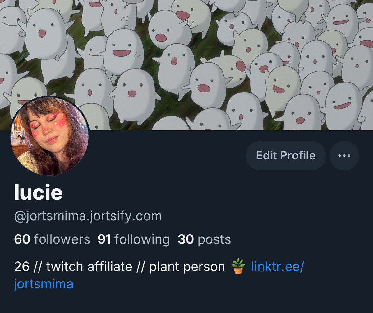 lucie tweet media