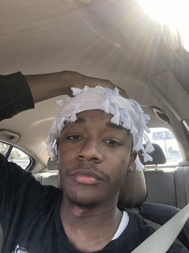 Kale Tea tweet media