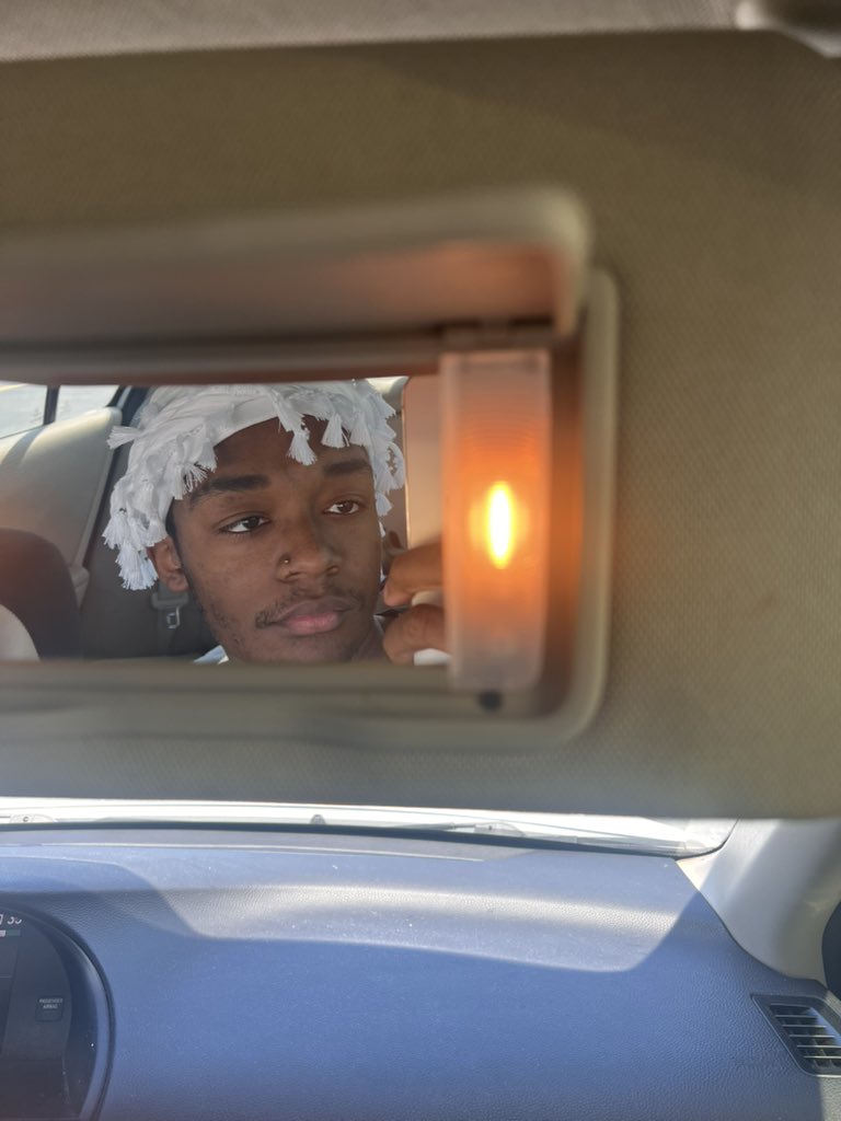 Kale Tea tweet media