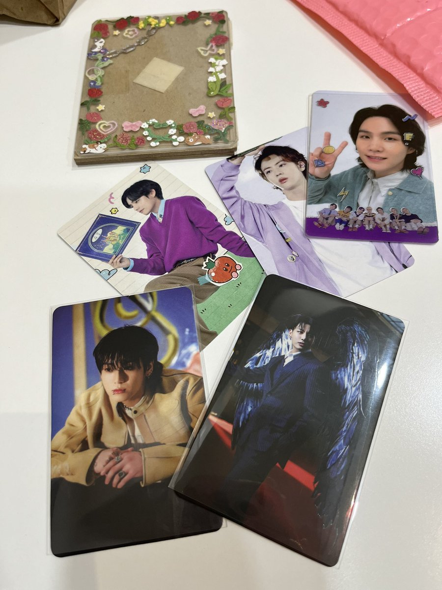 illegirrll's tweet photo. ˋ°•*⁀➷
ㅤㅤ ㅤ happy #jih_mails (*ᴗ͈ˬᴗ͈)ꕤ*
ㅤ[ from @JE0NKKU | #fromkirs ]

:: vv late proof but tysm for sending Koo home to me 🩷 https://t.co/fp4iCMfQJG