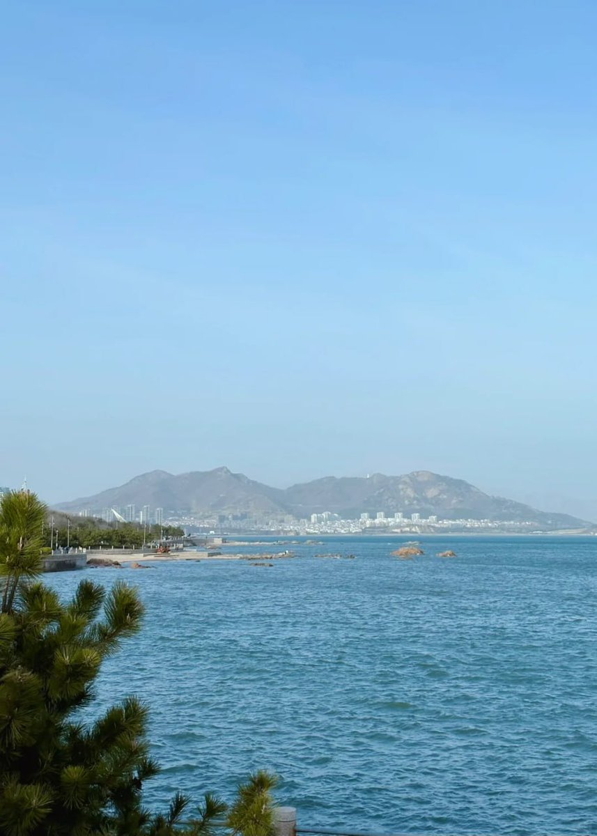 Terminr_____AS's tweet image. 비온뒤 바다보러가자!