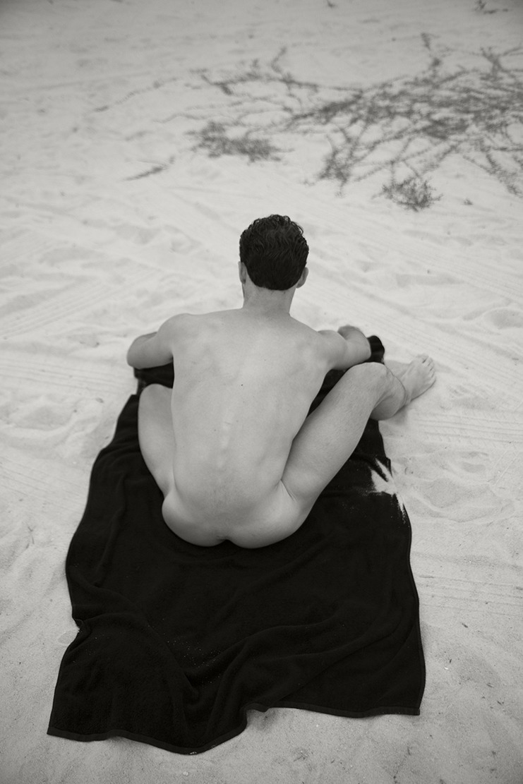 #malebeauty #bellezamasculina #hombredesnudo #nakedmale #nudemale #nudismo #naturismo #lifenaked #nudistlife #clothesfree #getnaked #nudeisnormal #normalizenudity #normalizenaturism #desnudomasculino #naturisme #naturism