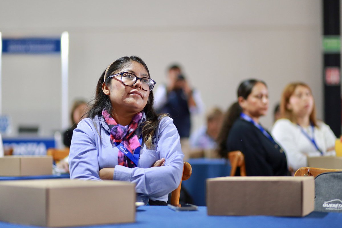 En el marco del 6to Simposio de Recursos Humanos "Conectando con infinitas experiencias" del <a href="/cluster_autoqro/">Cluster Automotriz de Querétaro</a>, el secretario <a href="/mdelprete/">Marco Del Prete</a> destacó la mano de obra calificada, competitiva y productiva de Querétaro.