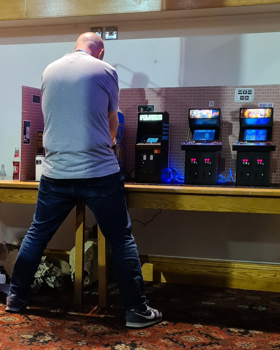 Quarter Arcades tweet media