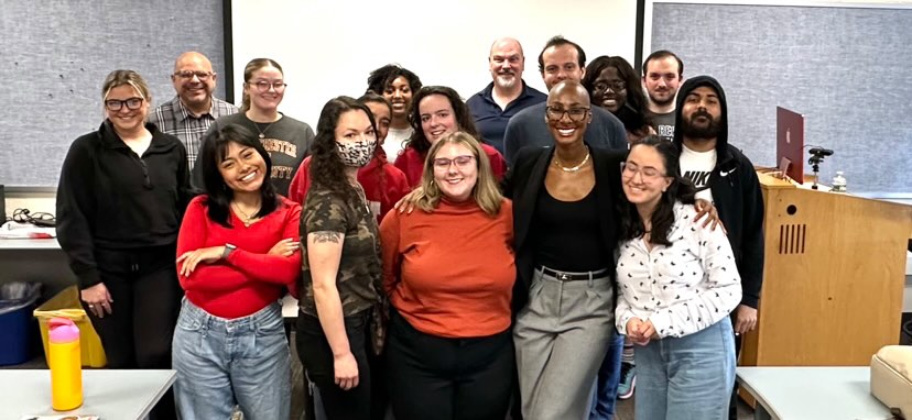 Klein College (@tukleincollege) on Twitter photo A day in the classroom: <a href="/KleinGraduate/">Klein Grad Programs</a> journalism students got to hear some insightful words from Emmy award-winning <a href="/CBSPhiladelphia/">CBS Philadelphia</a> journalist <a href="/AzizaShuler/">Aziza Shuler</a> 💫 #LearnItByLivingIt A day in the classroom: <a href="/KleinGraduate/">Klein Grad Programs</a> journalism students got to hear some insightful words from Emmy award-winning <a href="/CBSPhiladelphia/">CBS Philadelphia</a> journalist <a href="/AzizaShuler/">Aziza Shuler</a> 💫 #LearnItByLivingIt