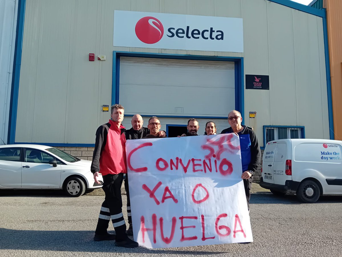 Hoy se movilizan compañer@s en la delegación de <a href="/Selecta_spain/">Selecta España</a> #Cantabria.      

VOLVEMOS A LA LUCHA POR UN CONVENIO DIGNO.  

Tras la desconvocatoria de #HUELGA por un acuerdo en materia salarial, #Selecta utiliza la técnica del aburrimiento.  Y SEGUIMOS SIN CONVENIO.