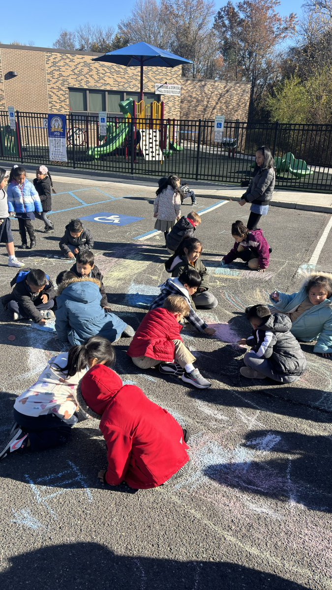 World kindness day with our Kinder Friends and second grade buddies! #WorldKindnessDay2024 #believeinflc