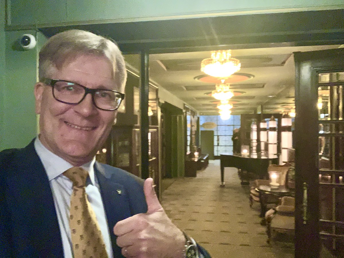 Mr Body Language gave dinner speech to engineers at classic Tampere Hotel <a href="/Radisson/">Radisson</a> Blu Grand Hotel Tammer.