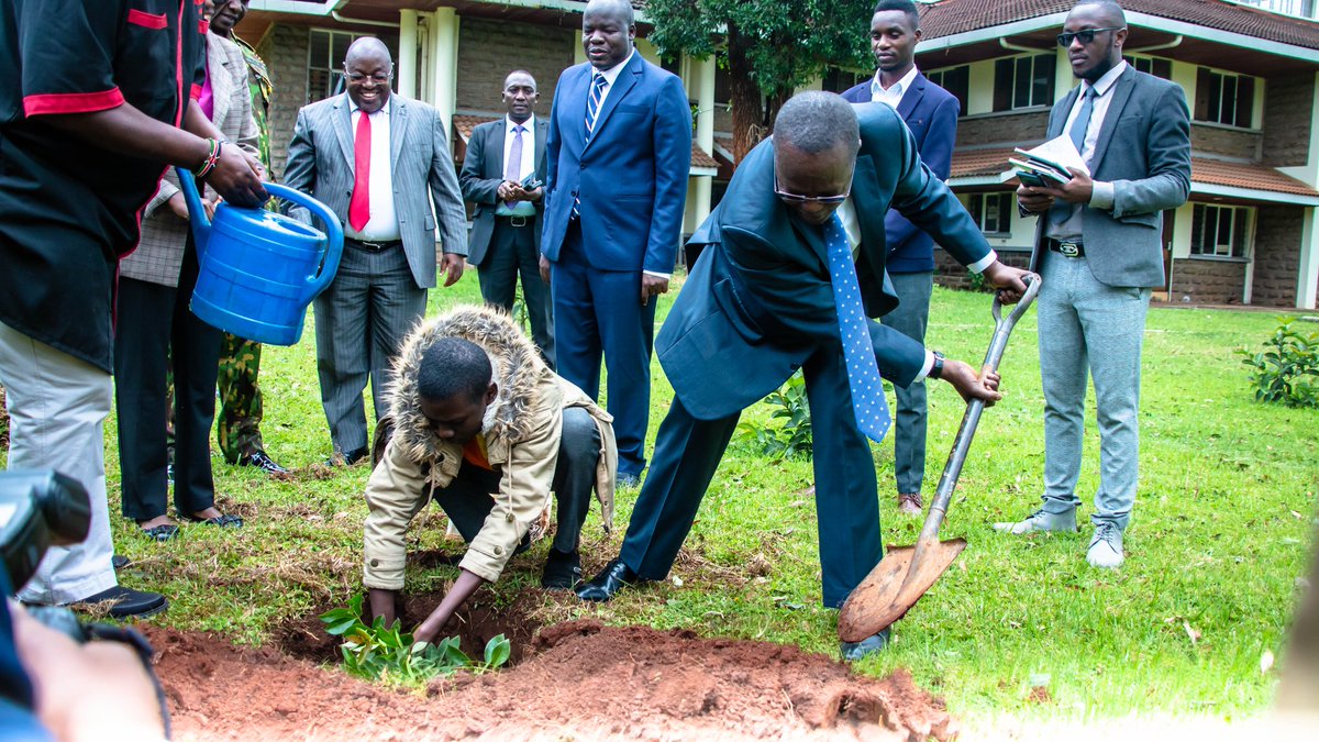 AIU_uni's tweet image. launch of the AIU Psycho-Social Support Program! Proud partnership with AIU, Kenya Police Service,Disability Mainstreaming Foundation to champion mental health for our officers &amp;amp; community. Key support includes therapy, awareness campaigns, training. Together, building resilience