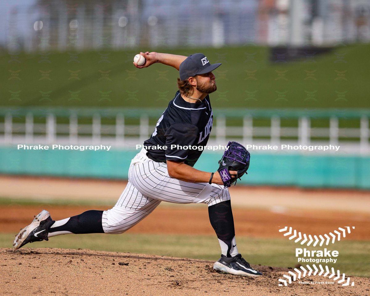 Phrake Photography tweet media