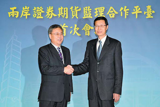 chen_huang0's tweet image. 成功人士并非天赋异禀；他们只是努力工作，然后有目的地取得成功。