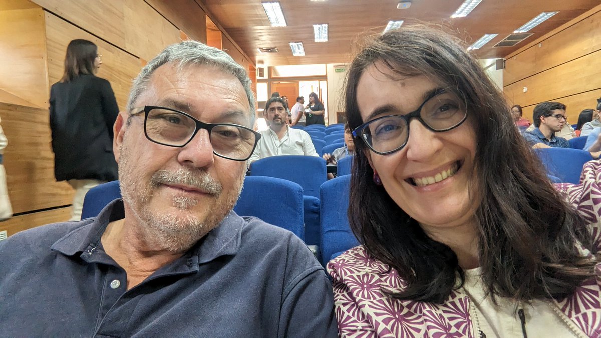 DignaCouso's tweet image. Tras varios días de intercambio académico con @ainoamarzabal @SotoaMacarena @YefrinAriza @CamiloSVS y otros colegas, por fiestamos en el Seminario Internacional de Enseñanza de las Ciencias orientado a la #modelizacion. Què nivel,  potencial y calidad humana y profesional aquí en…