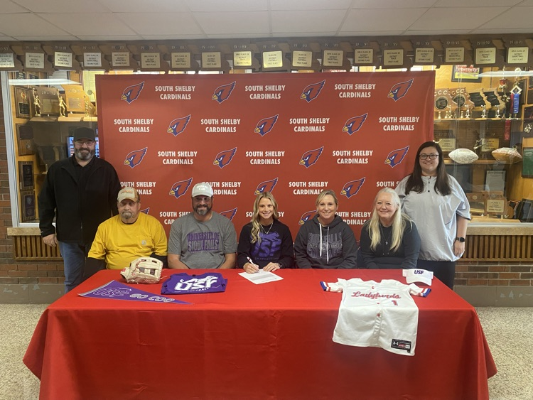 ShelbyCoRIV's tweet photo. Congratulations to Sofia Eleazarraraz on her collegiate signing today with the University of Sioux Falls. She will be playing softball for the Cougars. https://t.co/mLFGfKicYc