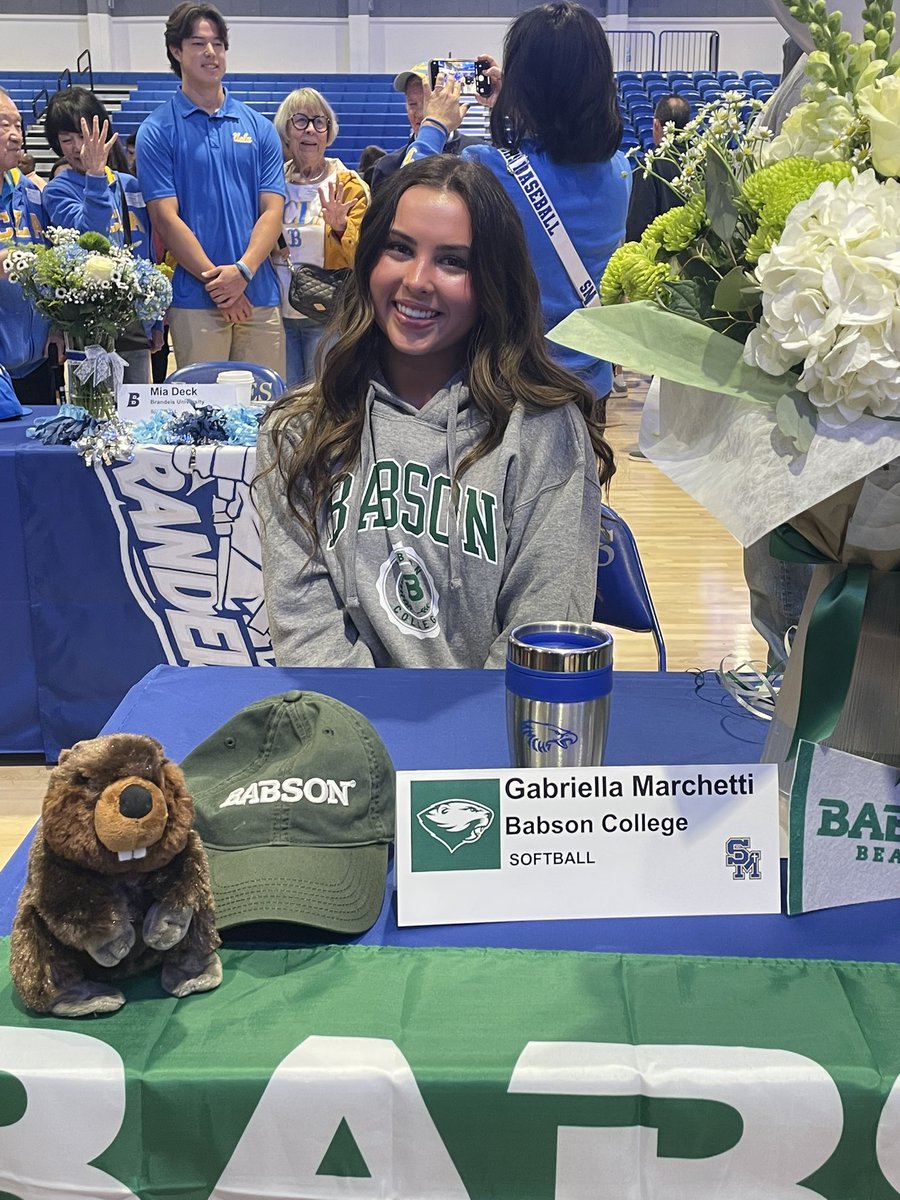 SMCHS Softball tweet media