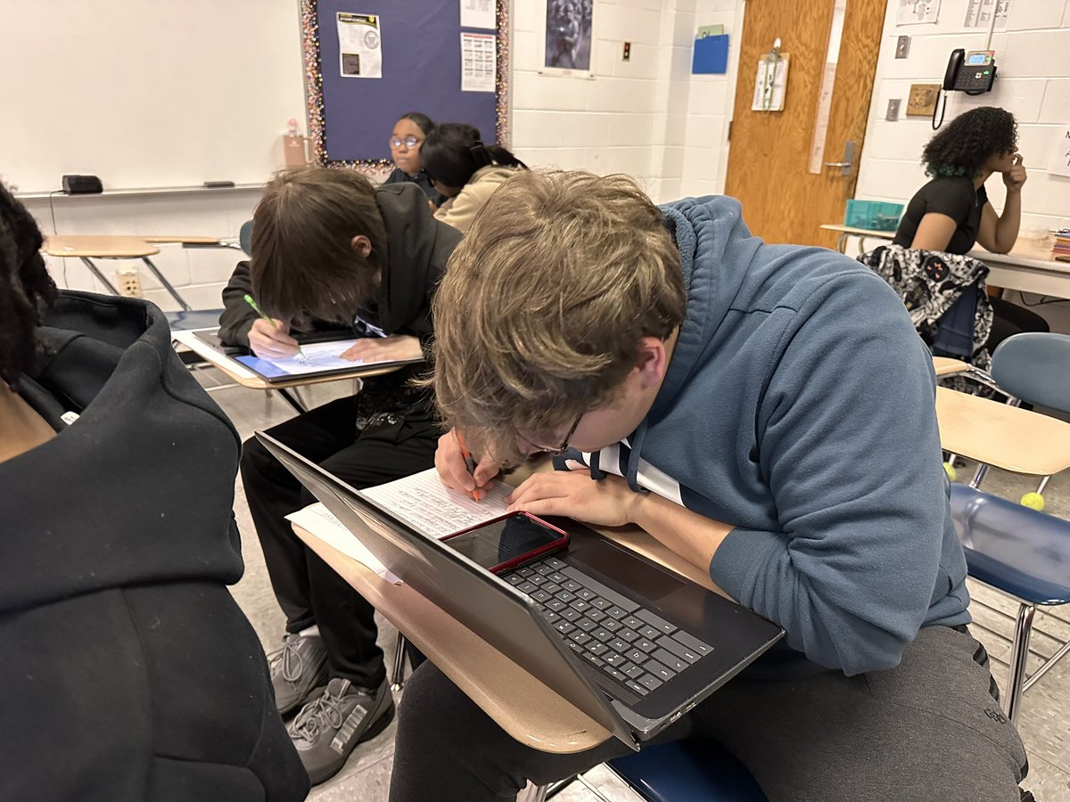 Devem's tweet photo. The history of the disability rights movement is inseparable from the civil rights movement, both of which strive for equality, justice, and inclusion!  Students today are researching these defining movements in America History!  @PamPackWHS  @BeaufortCoSchNC #backintheclassroom https://t.co/copbWLWW84