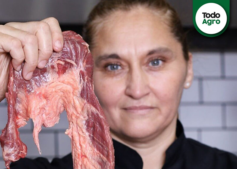Entrevistamos a la DT del seleccionado argentino de asadores 🇦🇷🥩🔥
<a href="/natybarrionuevo/">Natalia Barrionuevo</a> nos comenta como hacer un buen asado, puntos de cocción, sus cortes preferidos y cómo elegirlos en la carnicería...
➡️ todoagro.com.ar/nati-barrionue…