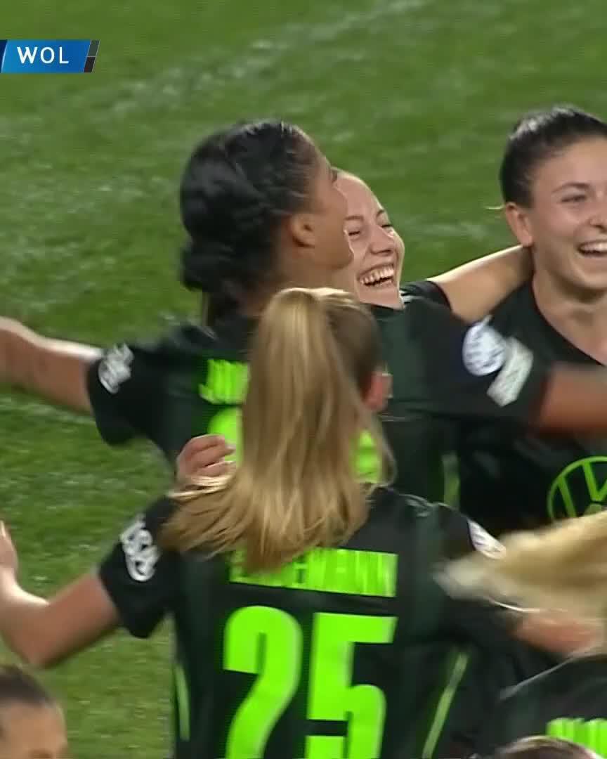 🎉 FIRST EVER CHAMPIONS LEAGUE GOAL FOR JOELLE WEDEMEYER!Wolfsburg ahead in Istanbul.Watch live for free on DAZN ▶️  #UWCLonDAZN #UWCL