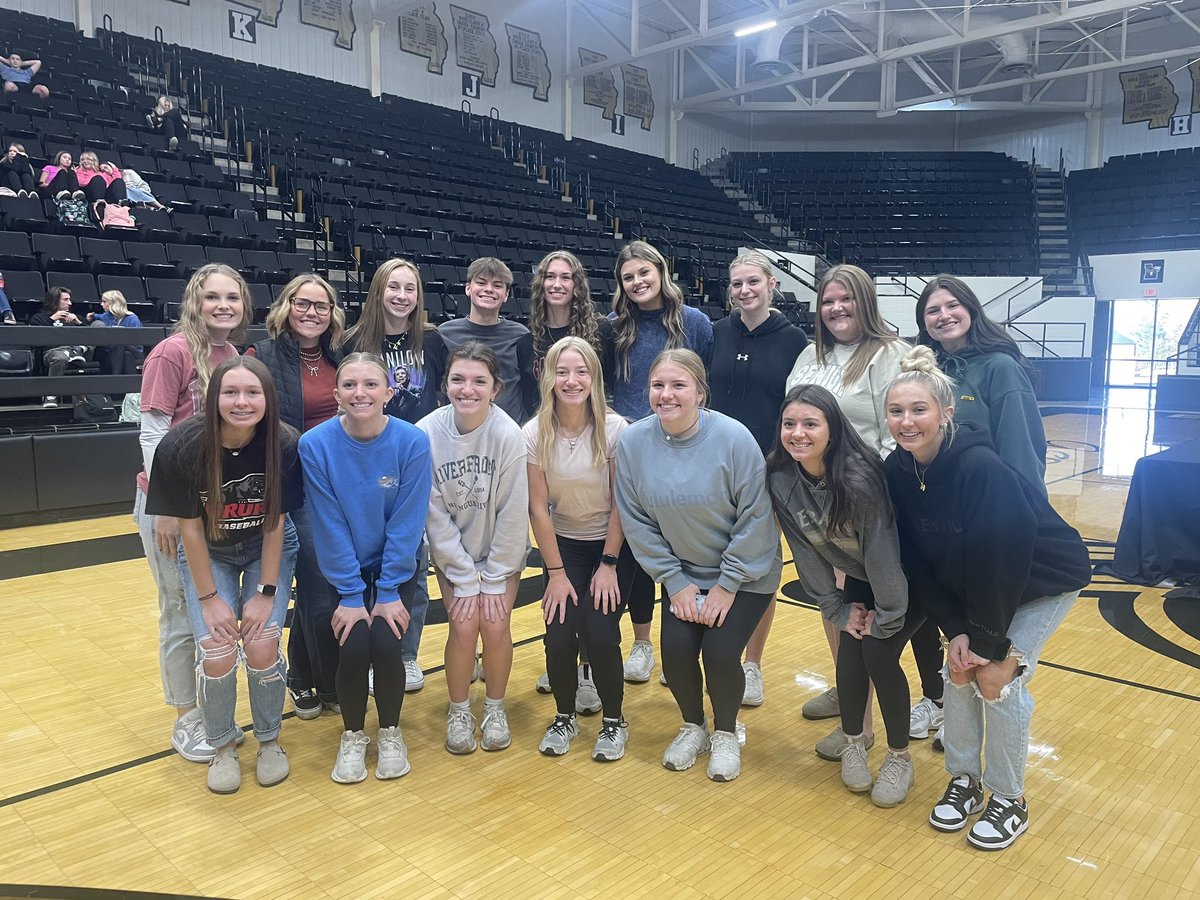 Lebanon Volleyball tweet media