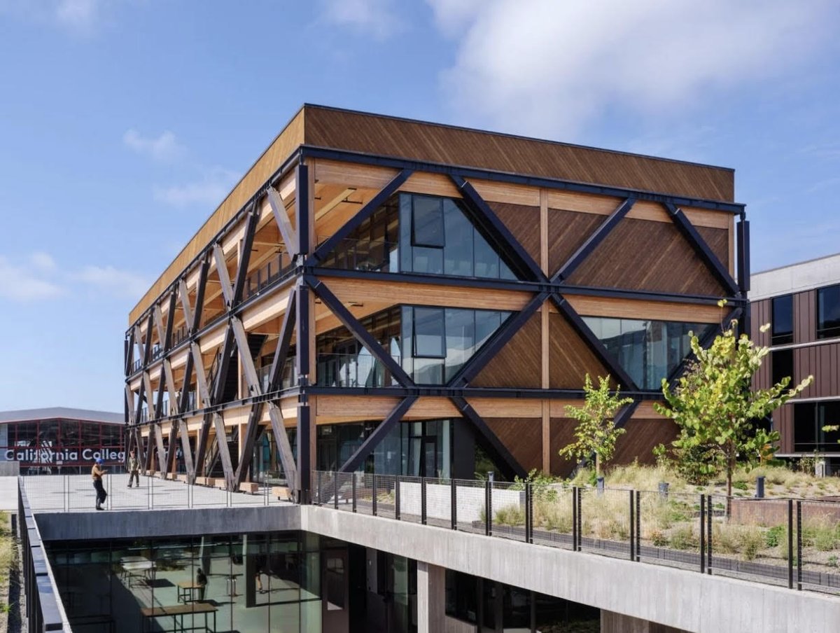 YellowSheetData's tweet image. Wow!  Mass timber building #Californiastyle. #StudioGang has completed an extension at the California College of Arts.