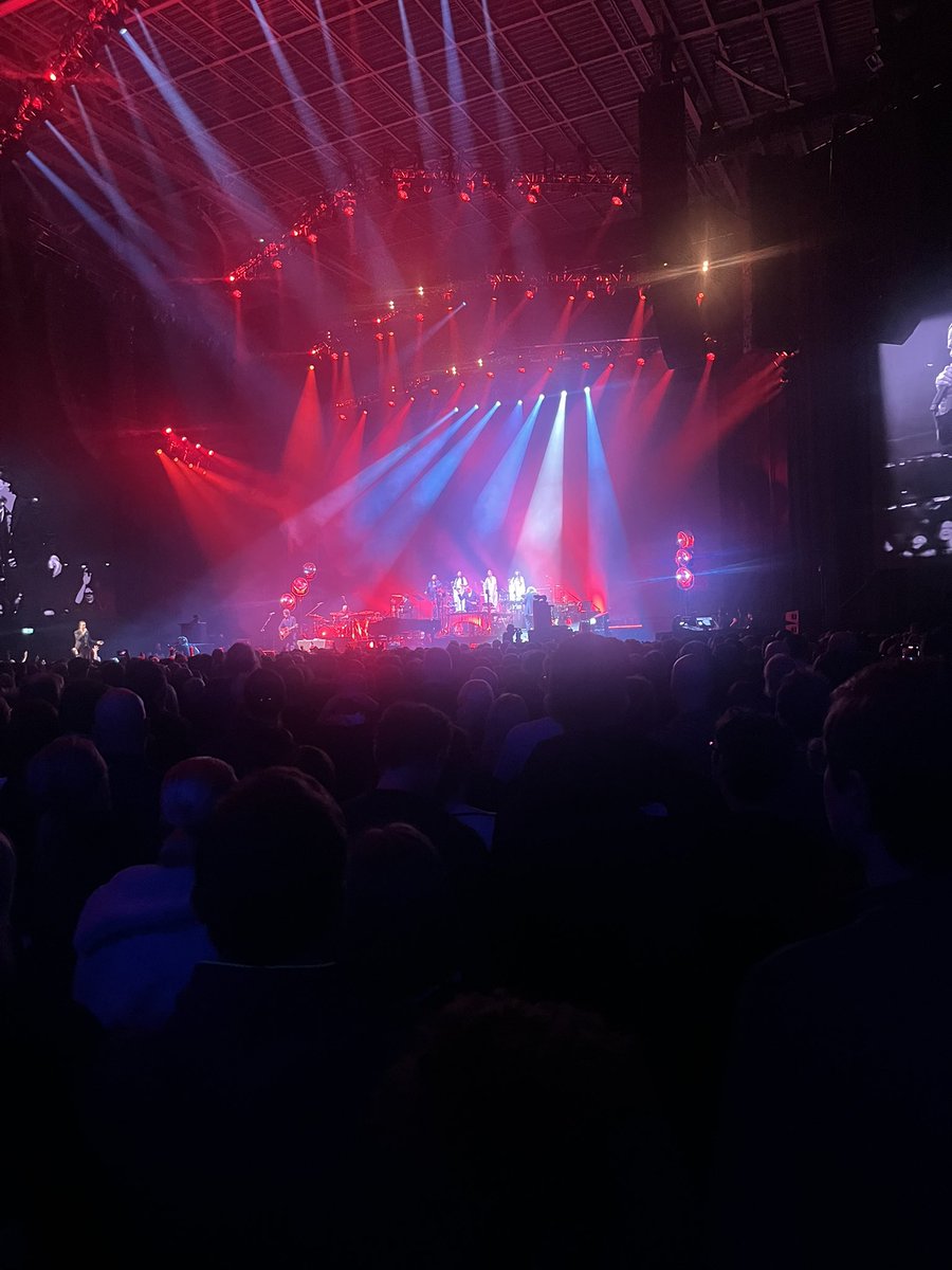 What a night at <a href="/nickcave/">Nick Cave & The Bad Seeds</a> last night in the 3Arena - dead jealous at those at it tonite - the ultimate showman - a truly amazing show #NickCave